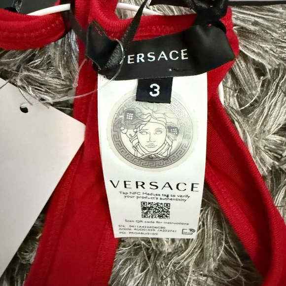 Versace Red Greca Bra - Picture 4 of 5